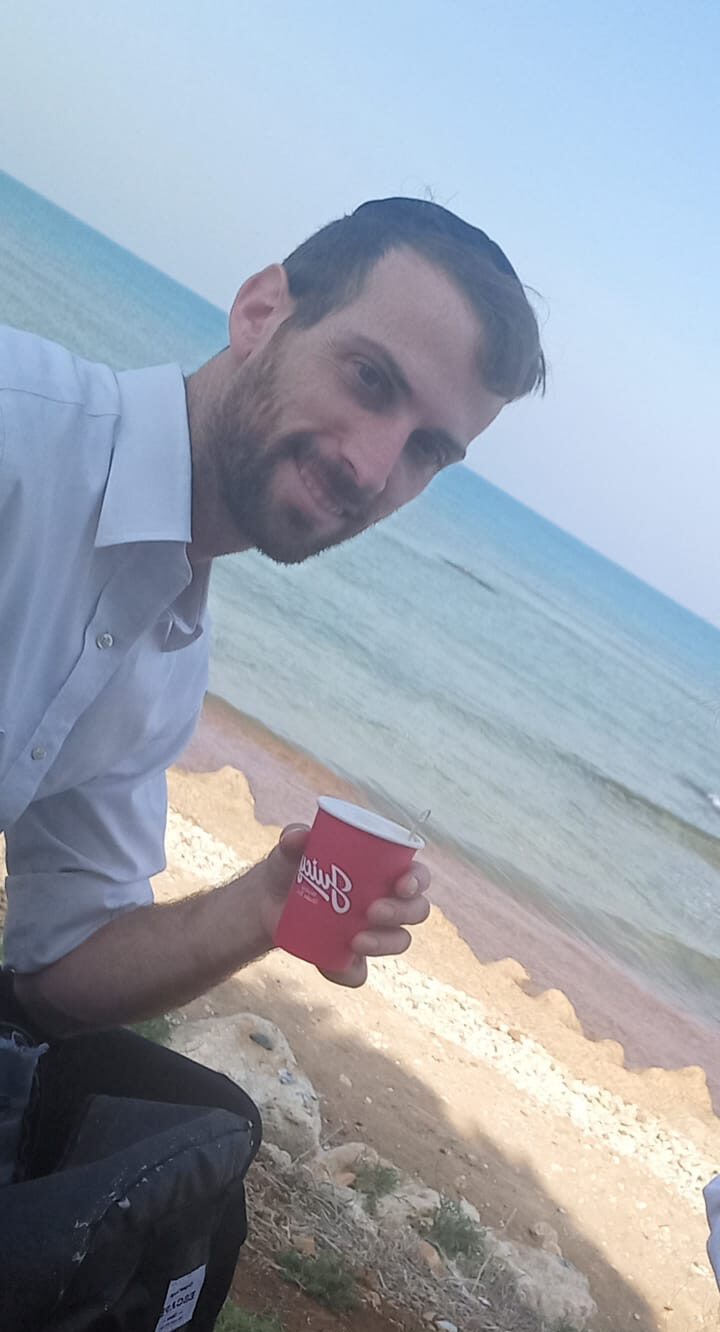 רועי קופפר 28, עובד ביקבי הכרמל