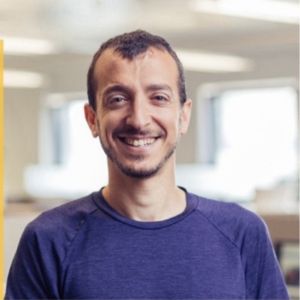 תמונה יניב רוטרו מחייך